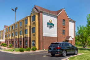 Гостиница Quality Inn Overland Park Kansas City  Оверлэнд Парк